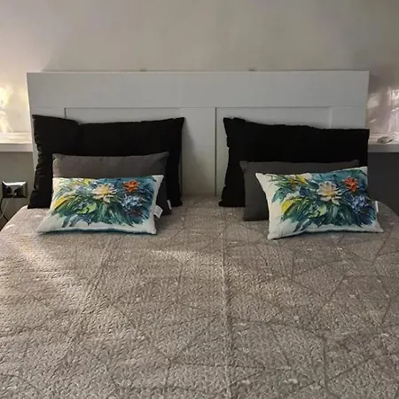 Ferienwohnung La Dimora Delle Zite Neapel Exterior foto